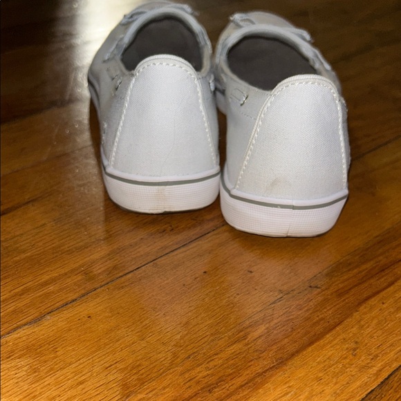 Grasshopper White Women's Slip-On Boat Loafers - Picture 4 of 8